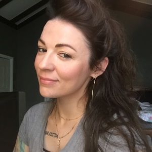 Meet your Posher, Janine